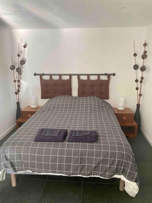 Appartement 2-4 Pers. Piscine, Entre Aix Et Cassis La Destrousse Kültér fotó
