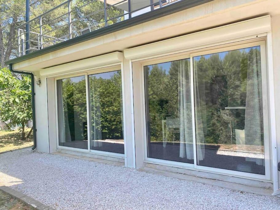Appartement 2-4 Pers. Piscine, Entre Aix Et Cassis La Destrousse Kültér fotó