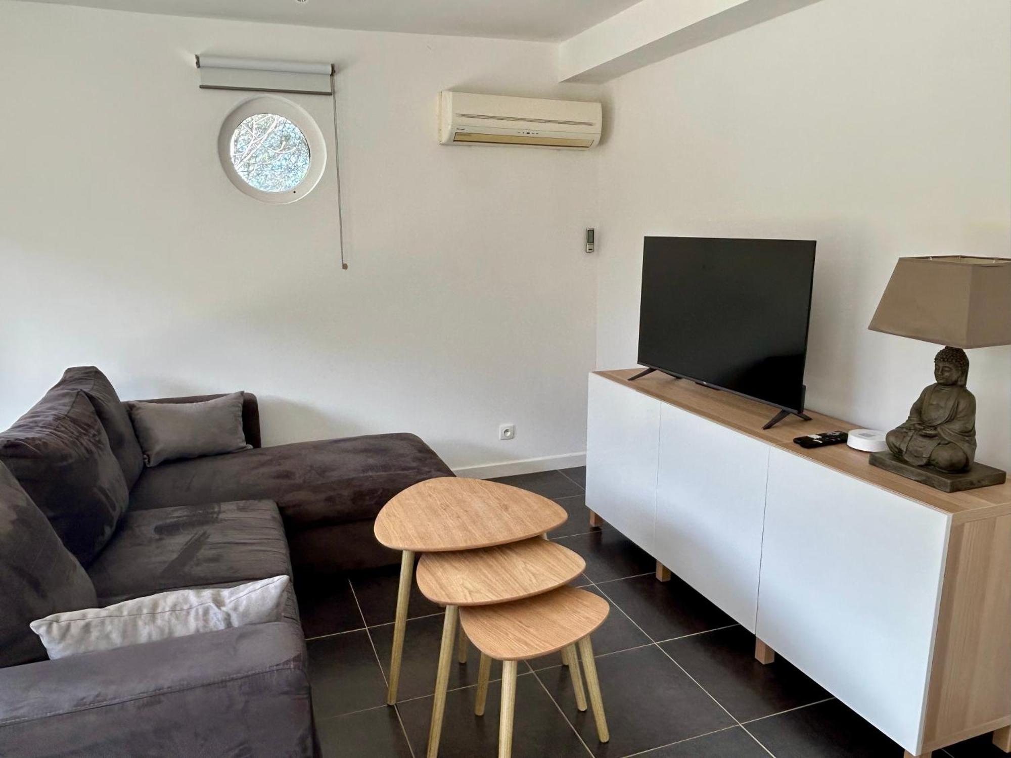 Appartement 2-4 Pers. Piscine, Entre Aix Et Cassis La Destrousse Kültér fotó
